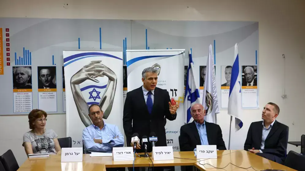 יאיר לפיד מציג את מצע מפלגתו על שינוי שיטת הממשל נובמבר 2012 יאיר לפיד מציג את מצע מפלגתו על שינוי שיטת הממשל נובמבר 2012