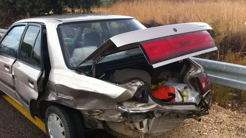 תשעה נפצעו בהם שני אנשי מגן דוד אדום בתאונת דרכים בחד-נס שברמת הגולן תשעה נפצעו בהם שני אנשי מגן דוד אדום בתאונת דרכים בחד-נס שברמת הגולן