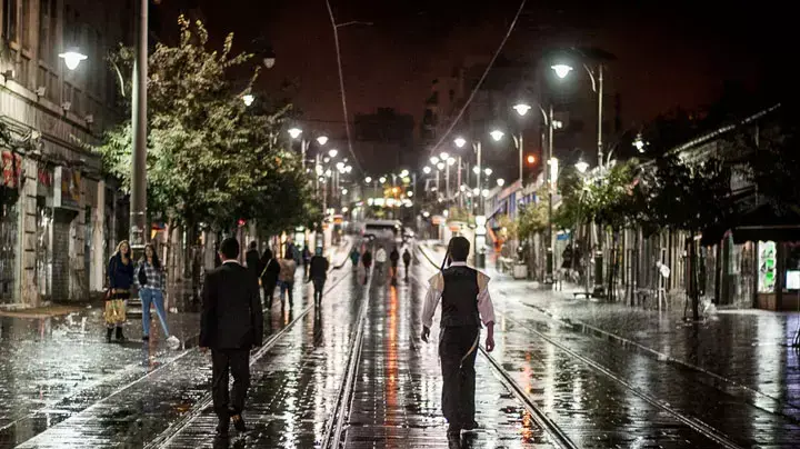 גשם רחוב יפו ירושלים, נובמבר 2012 גשם רחוב יפו ירושלים, נובמבר 2012