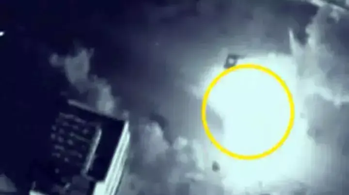 תיעוד חיסולו של ראש הזרוע הצבאית של החמאס אחמד ג'עברי בעזה, נובמבר 2012 תיעוד חיסולו של ראש הזרוע הצבאית של החמאס אחמד ג'עברי בעזה, נובמבר 2012