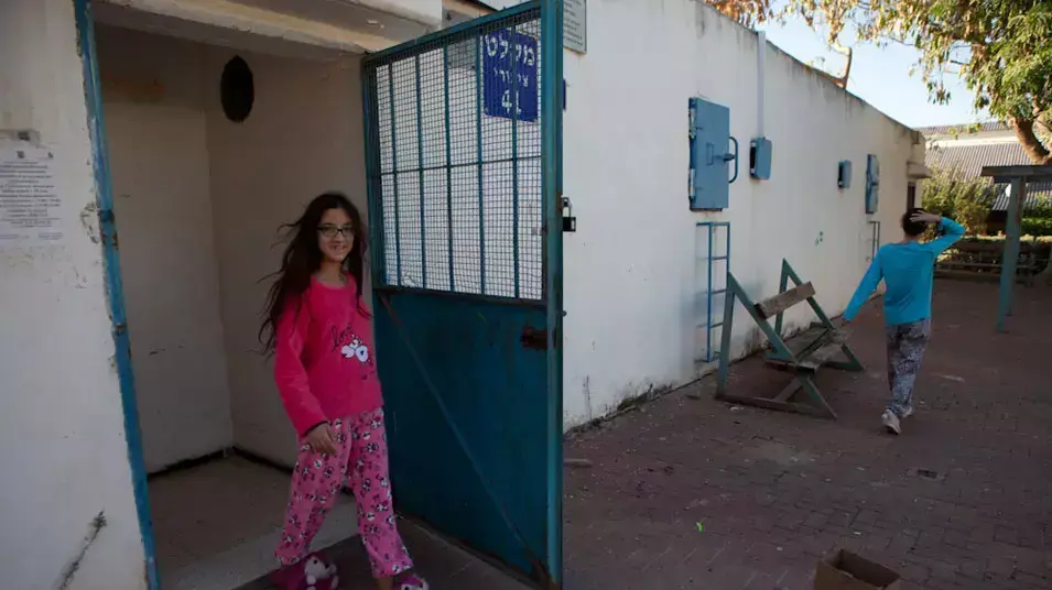 ילדים במקלט בנתיבות ילדים במקלט בנתיבות