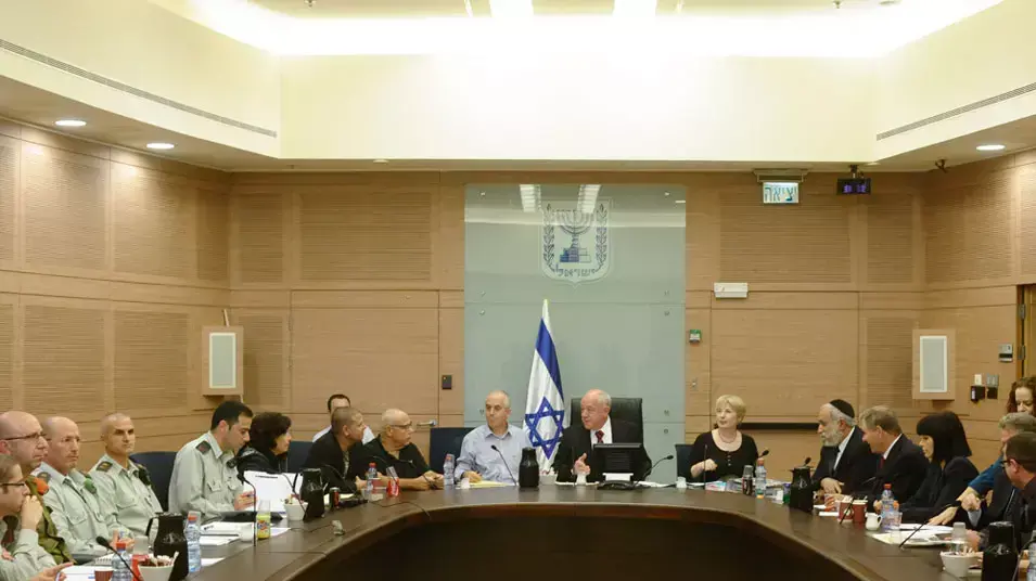 ישיבת החוץ והבטחון בעקבות ההסלמה בדרום,נובמבר 2012 ישיבת החוץ והבטחון בעקבות ההסלמה בדרום,נובמבר 2012