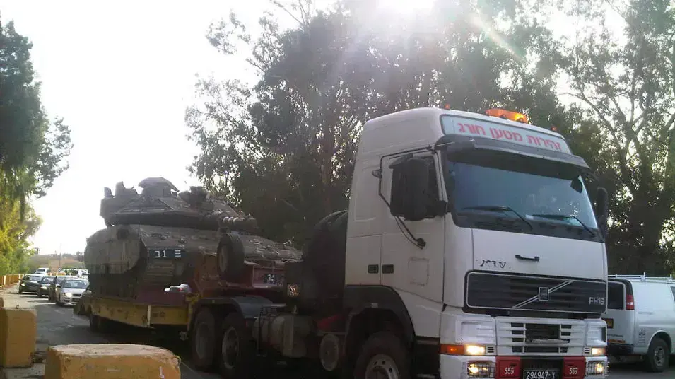 כוחות מילואים נערכים לכניסה לעזה , נובמבר 2012 כוחות מילואים נערכים לכניסה לעזה , נובמבר 2012