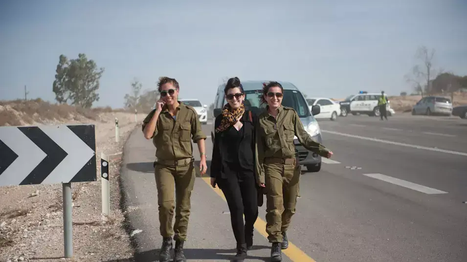 כוחות מילואים נערכים לכניסה לעזה , נובמבר 2012 כוחות מילואים נערכים לכניסה לעזה , נובמבר 2012
