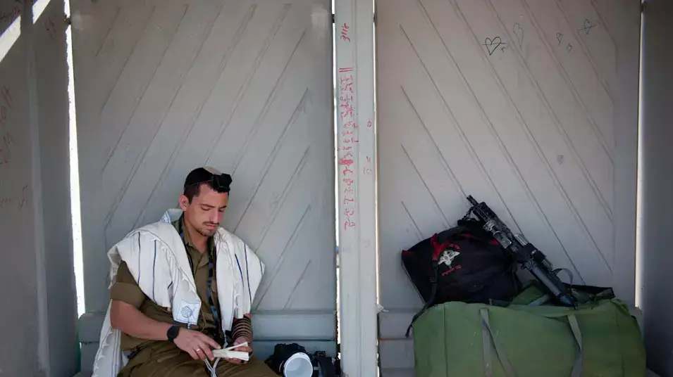 כוחות מילואים נערכים לכניסה לעזה , נובמבר 2012 כוחות מילואים נערכים לכניסה לעזה , נובמבר 2012