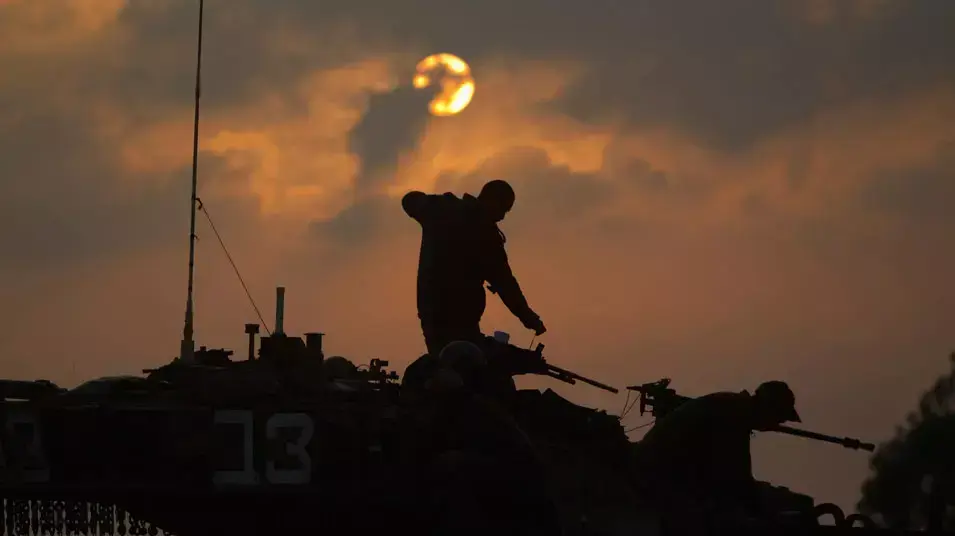 כלי שריון של צה"ל בגבול רצועת עזה. 19 בנובמבר 2012 כלי שריון של צה"ל בגבול רצועת עזה. 19 בנובמבר 2012