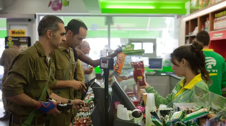 מילואימניקים נחים בעוטף עזה, נובמבר 2012 מילואימניקים נחים בעוטף עזה, נובמבר 2012
