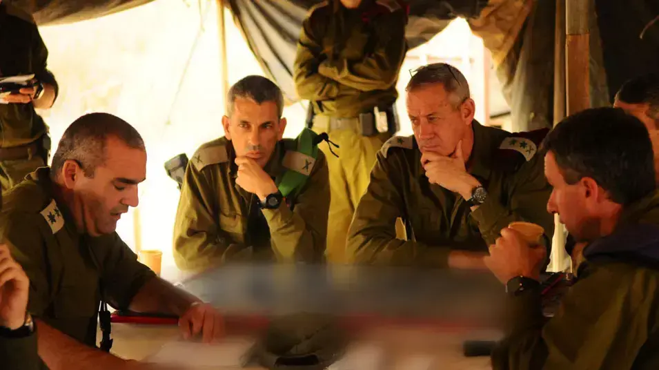 תדרוך רמטכ"ל של מחט"ים בשטחי הכינוס בדרום,נובמבר 2012 תדרוך רמטכ"ל של מחט"ים בשטחי הכינוס בדרום,נובמבר 2012