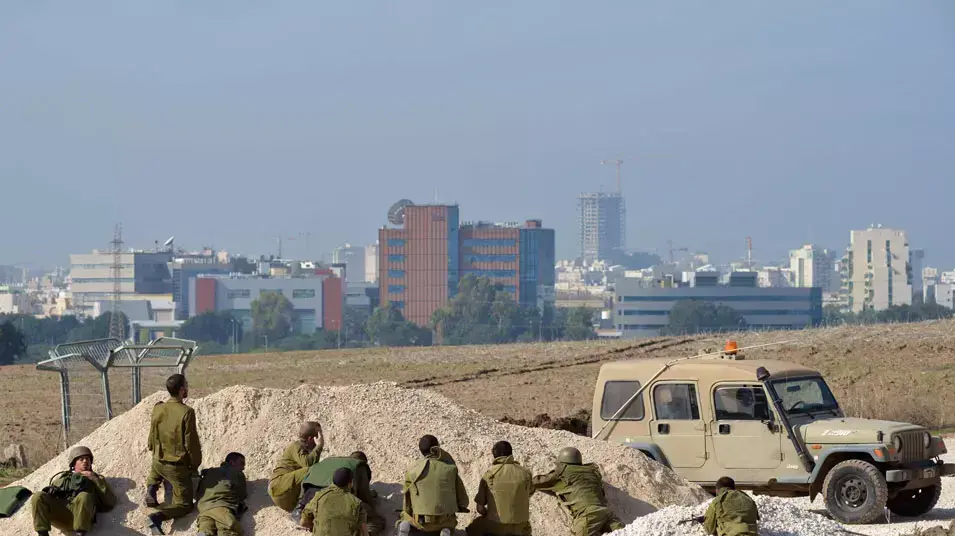 חיילים בכיפת באשקלון ,נובמבר 2012 חיילים בכיפת באשקלון ,נובמבר 2012