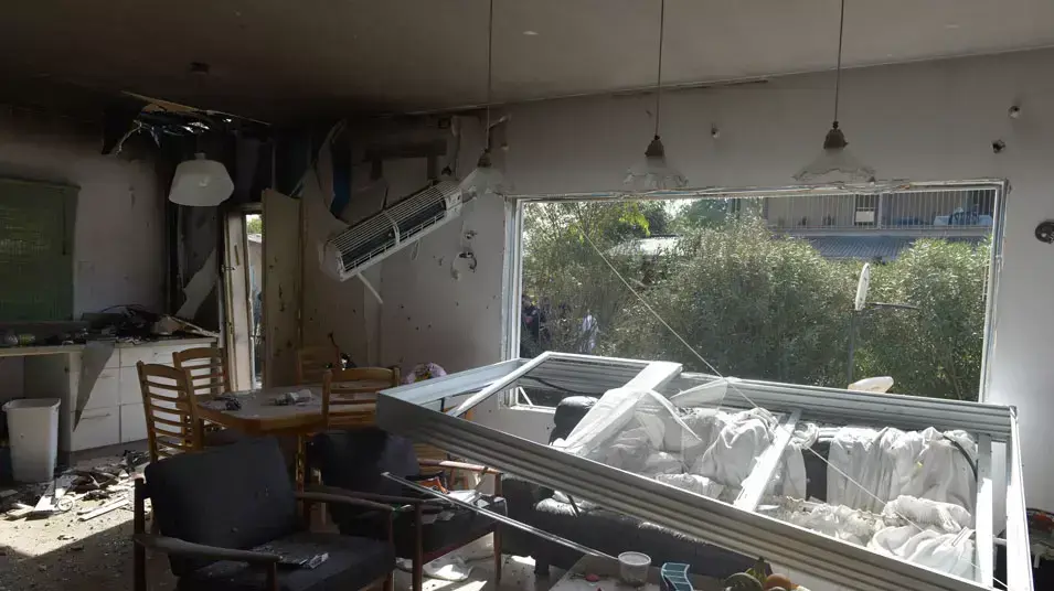פגיעה ישירה של רקטה בבאר טוביה פגיעה ישירה של רקטה בבאר טוביה