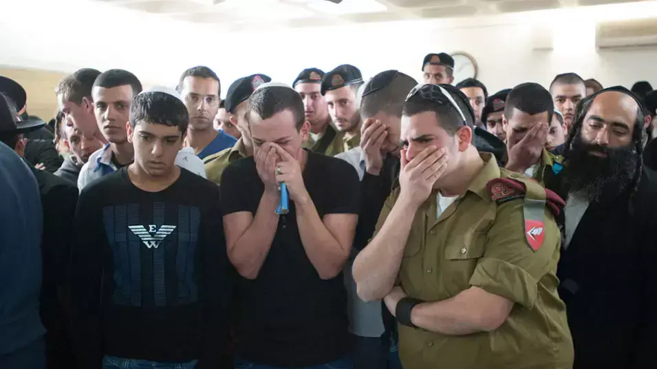 הלווית החייל יוסף פרטוק שנהרג מנפילת רקטה בעין השלושה, נובמבר 2012 הלווית החייל יוסף פרטוק שנהרג מנפילת רקטה בעין השלושה, נובמבר 2012