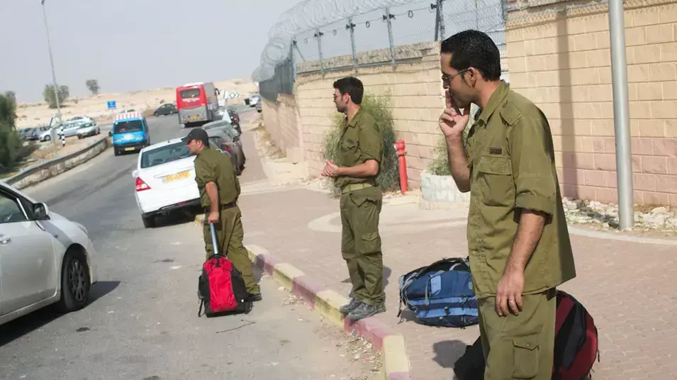מילואימניקים משתחררים בצאלים לאחר מבצע עמוד ענן, נובמבר 2012