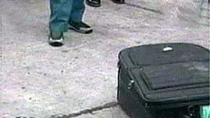 המזוודה בה נמצאה קרול בתאילנד המזוודה בה נמצאה קרול בתאילנד