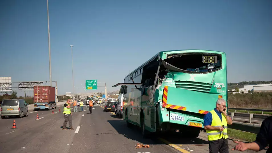 הרוג ופצוע אנוש בתאונת אוטובוס בכביש 6 הרוג ופצוע אנוש בתאונת אוטובוס בכביש 6