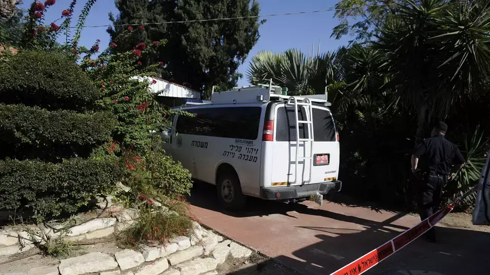 רצח והתאבדות בניר ישראל, רופא רצח את ביתו בהמתת חסד והתאבד, נובמבר 2012 רצח והתאבדות בניר ישראל, רופא רצח את ביתו בהמתת חסד והתאבד, נובמבר 2012