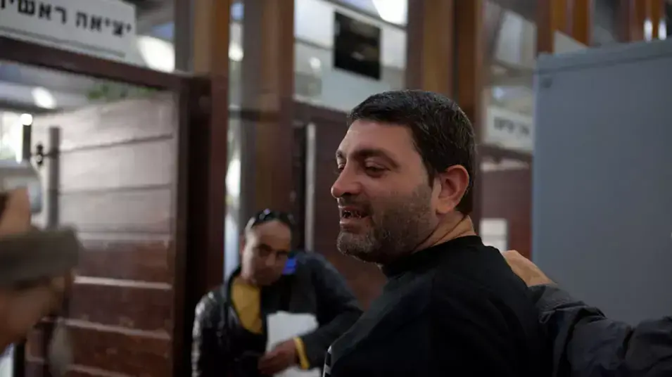 מהארכת מעצר לחשודים ברצח שלומי נוי מהארכת מעצר לחשודים ברצח שלומי נוי