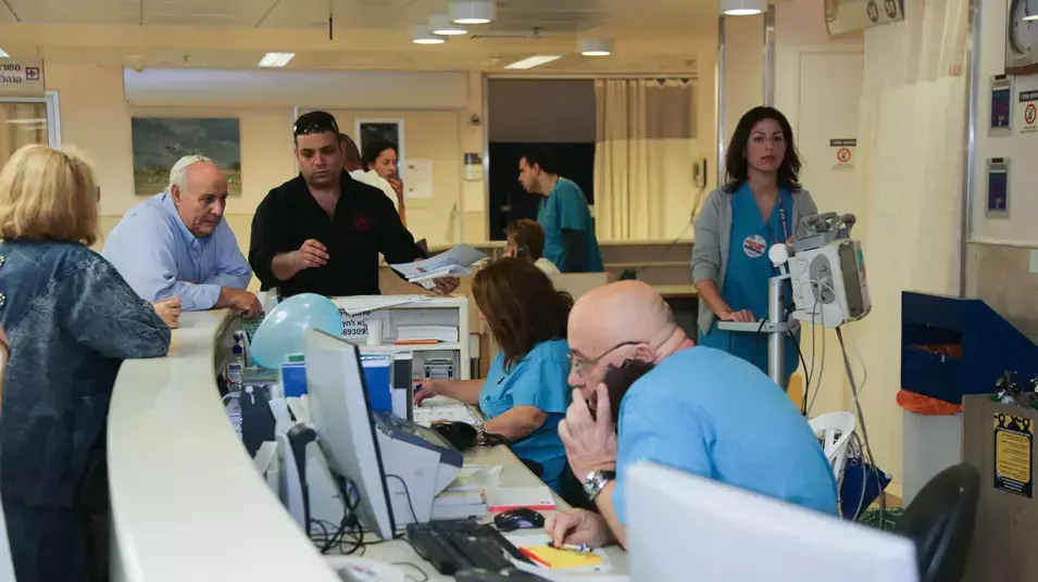 שביתת אחיות בבית החולים אסף הרופא, דצמבר 2012 שביתת אחיות בבית החולים אסף הרופא, דצמבר 2012