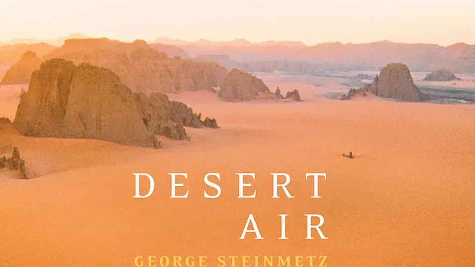 צילומים מהספר Desert Air צילומים מהספר Desert Air