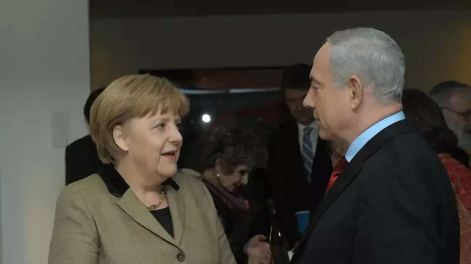 פגישת ראש הממשלה בנימין נתניהו עם קנצלרית גרמניה אנגלה מרקל בברלין, דצמבר 2012 פגישת ראש הממשלה בנימין נתניהו עם קנצלרית גרמניה אנגלה מרקל בברלין, דצמבר 2012