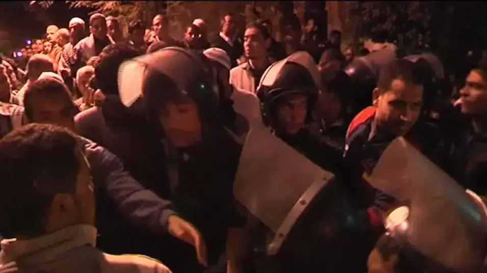 נמשכות המהומות במצרים: קוראים להפלת מורסי