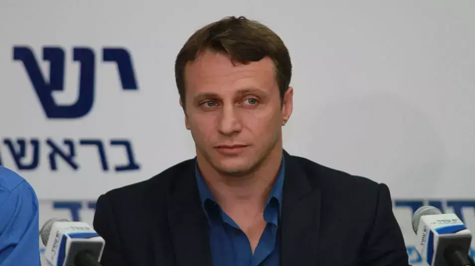 יואל רזבוזוב יואל רזבוזוב