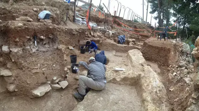 עתיקות בקרית יובל, דצמבר 2012
