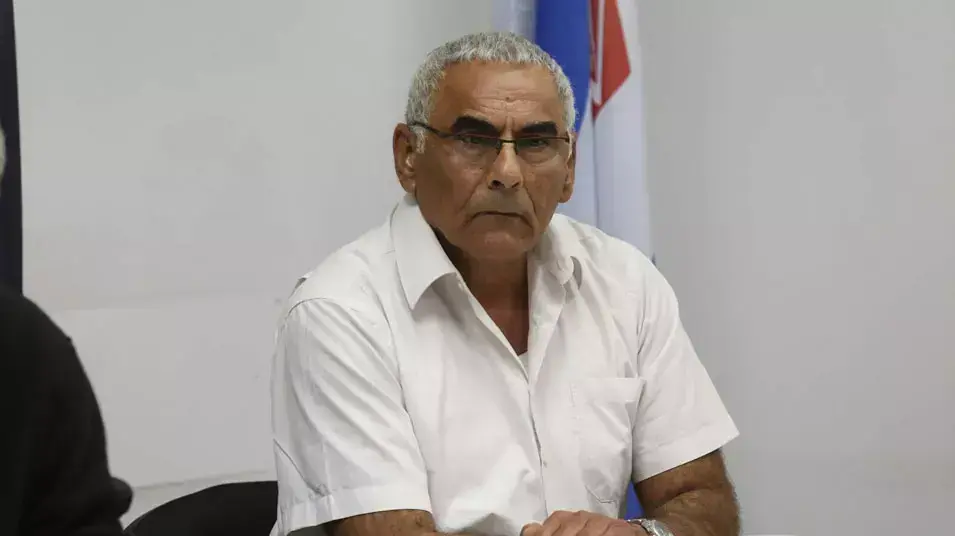 ראש היחב"ל לשעבר, משה מזרחי במסיבת עיתונאים של יו"ר מפלגת העבודה שלי יחימוביץ' בתגובה לפרשת ליברמן, דצמבר 2012 ראש היחב"ל לשעבר, משה מזרחי במסיבת עיתונאים של יו"ר מפלגת העבודה שלי יחימוביץ' בתגובה לפרשת ליברמן, דצמבר 2012