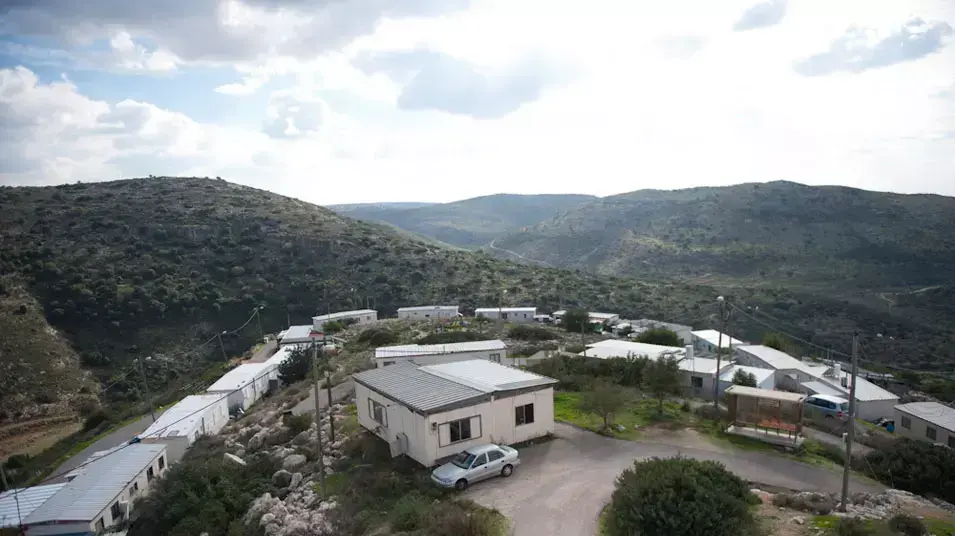מאחז אל מתן במעלה שומרון, דצמבר 2012 מאחז אל מתן במעלה שומרון, דצמבר 2012