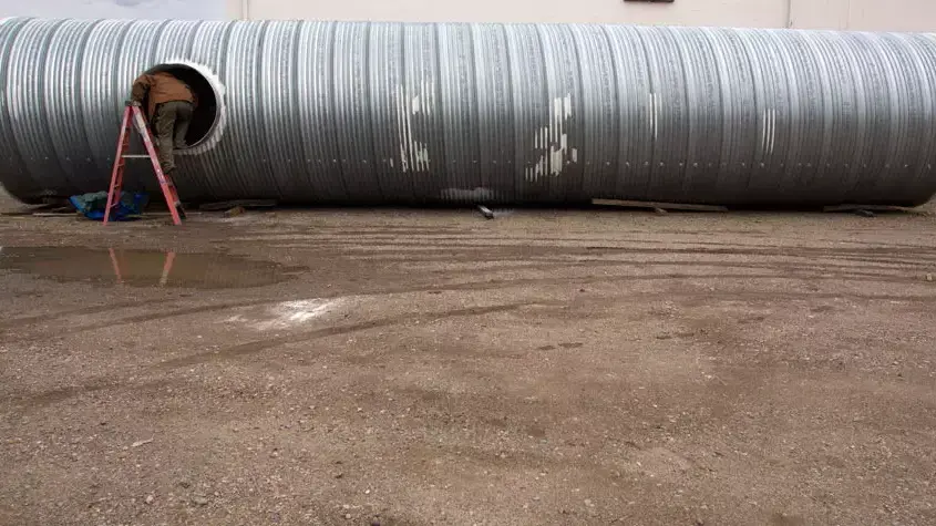 מתכוננים לסוף העולם לפי אמונת בני המאיה. יוטה, ארה"ב. דצמבר 2012 מתכוננים לסוף העולם לפי אמונת בני המאיה. יוטה, ארה"ב. דצמבר 2012