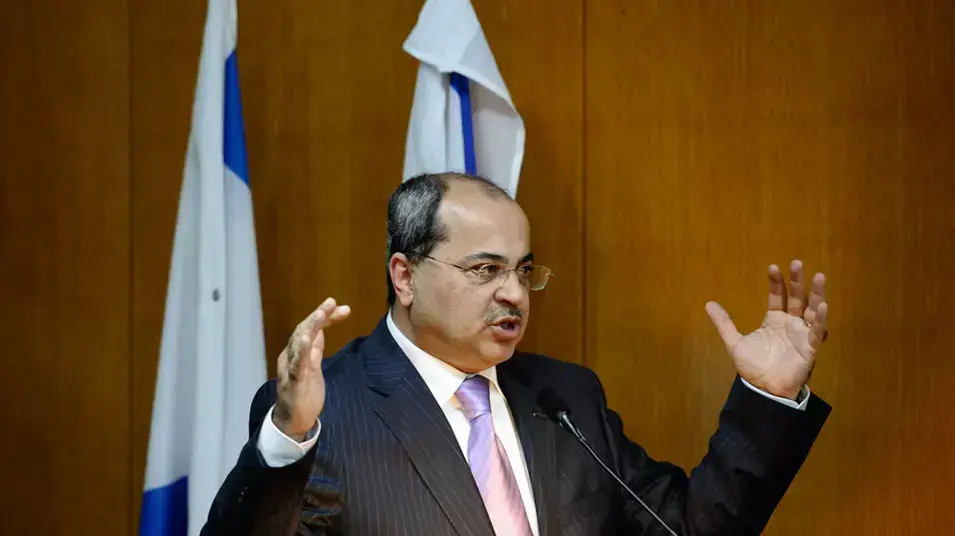 אחמד טיבי בדיון בנושא פסילת מועמדים ומפלגות, דצמבר 2012