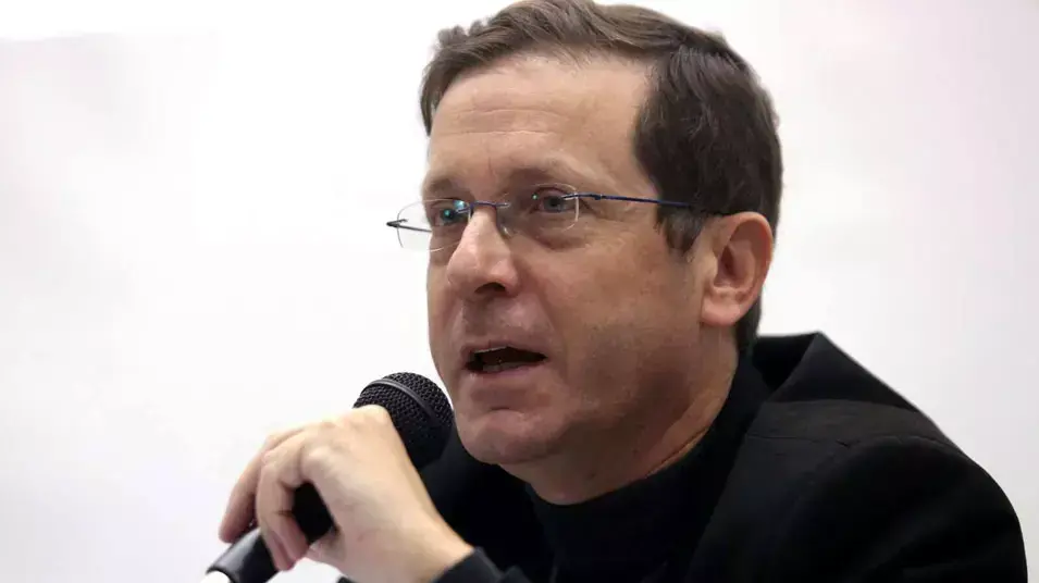 בוז'י הרצוג בעימות בחירות באוניברסיטת תל אביב, דצמבר 2012 בוז'י הרצוג בעימות בחירות באוניברסיטת תל אביב, דצמבר 2012
