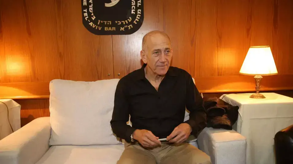 אהוד אולמרט בפרלמנט לשכת עורכי הדין, דצמבר 2012 אהוד אולמרט בפרלמנט לשכת עורכי הדין, דצמבר 2012