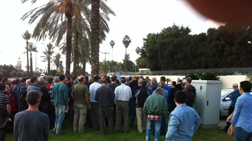 הפגנת עובדי מכון המחקר הביולוגי בנס ציונה, דצמבר 2012 הפגנת עובדי מכון המחקר הביולוגי בנס ציונה, דצמבר 2012