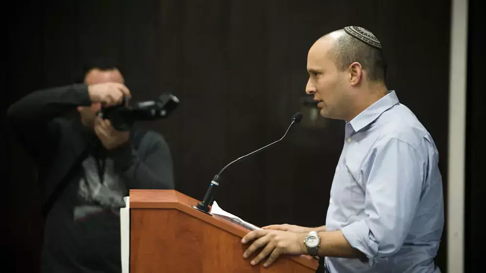נפתלי בנט במפגש עם סטודנטים באוניברסיטת בר אילן, ינואר 2013 נפתלי בנט במפגש עם סטודנטים באוניברסיטת בר אילן, ינואר 2013