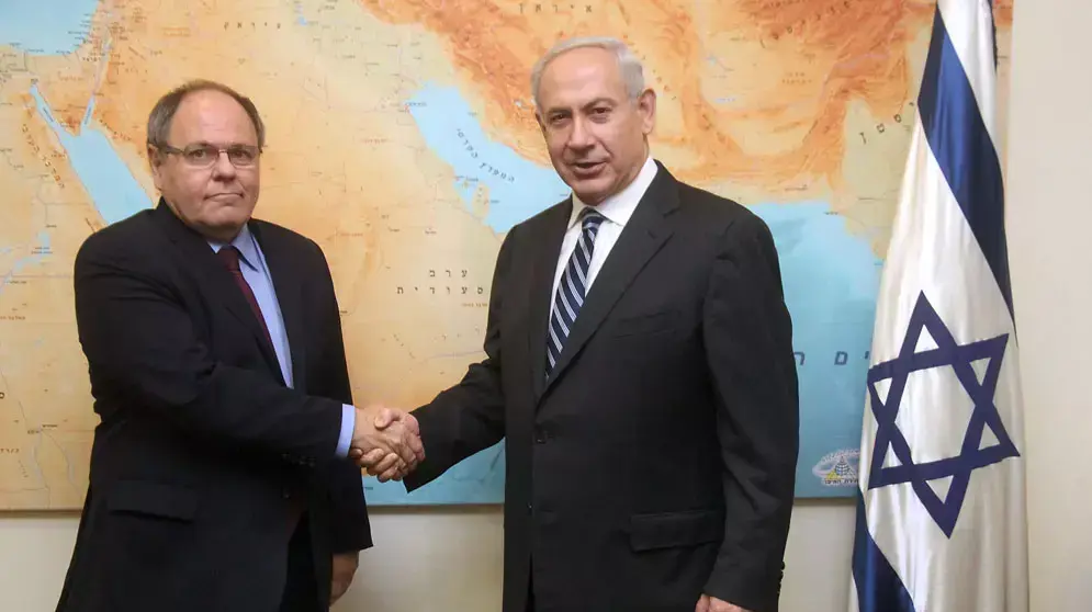 ראש הממשלה עם יו"ר מועצת יש"ע היוצא, דני דיין. ינואר 2013 ראש הממשלה עם יו"ר מועצת יש"ע היוצא, דני דיין. ינואר 2013