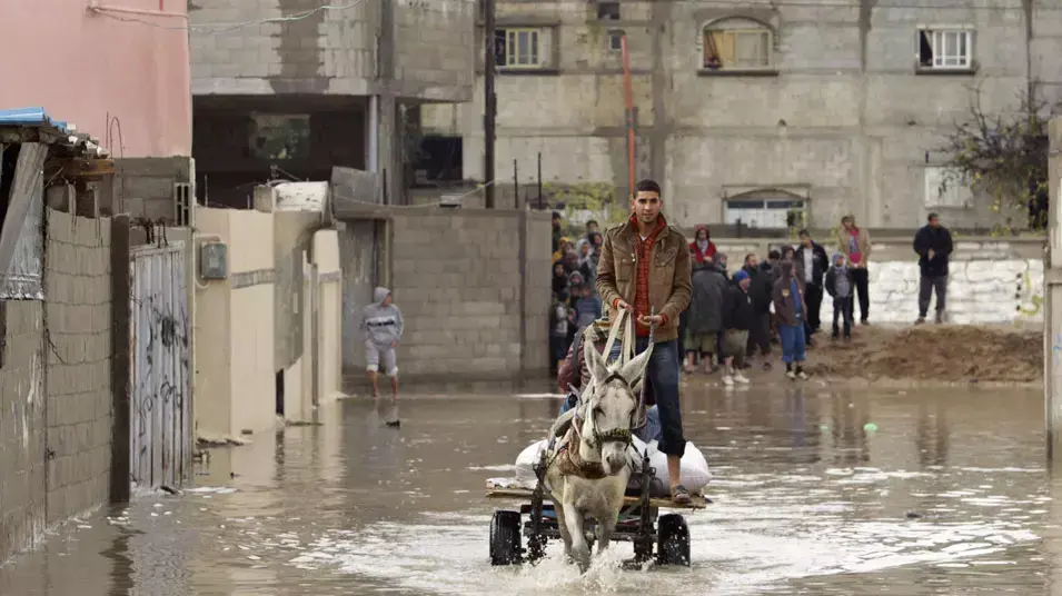 מזג אוויר סוער והצפות ברצועת עזה 9 בינואר 2013 מזג אוויר סוער והצפות ברצועת עזה 9 בינואר 2013