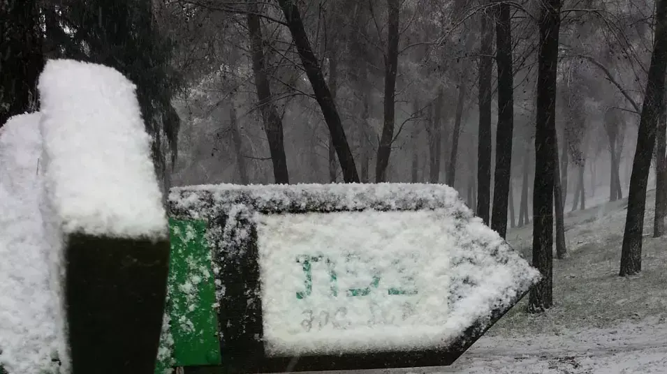 בוקר מושלג בצפת, ינואר 2013 בוקר מושלג בצפת, ינואר 2013