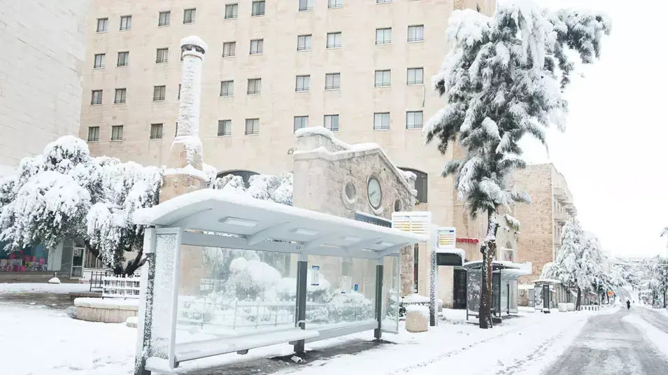 ירושלים מתעוררת לבוקר מושלג, ינואר 2013 ירושלים מתעוררת לבוקר מושלג, ינואר 2013