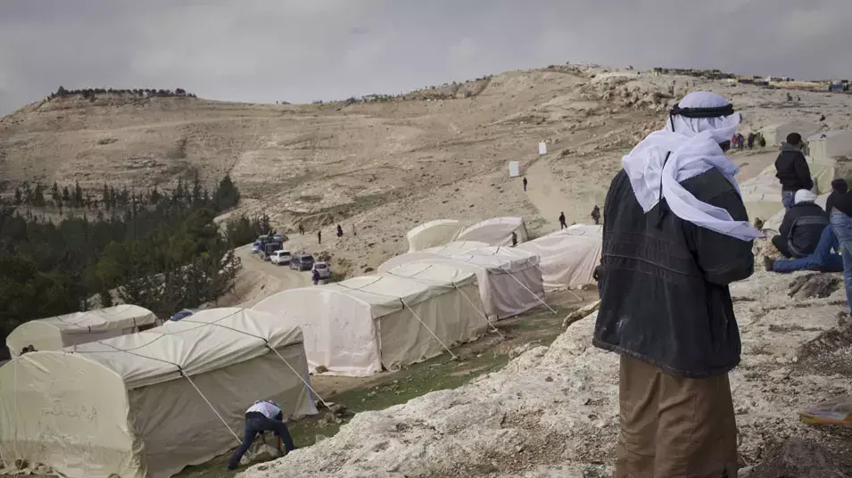פלסטינים הקימו מאחז באזור E1 בסמוך למעלה אדומים
