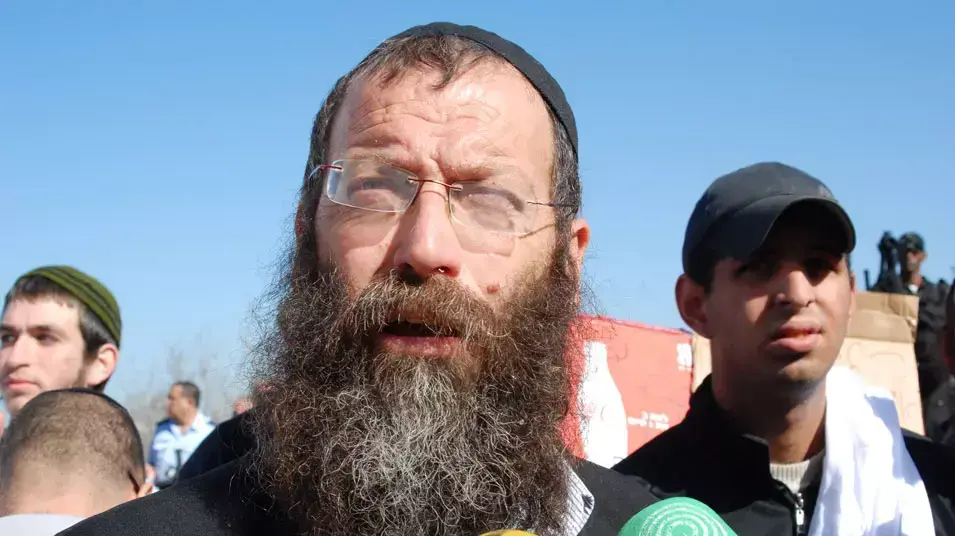 ברוך מרזל מעוצמה לישראל בהפגנה בכפר מוצמוץ, ינואר 2013 ברוך מרזל מעוצמה לישראל בהפגנה בכפר מוצמוץ, ינואר 2013