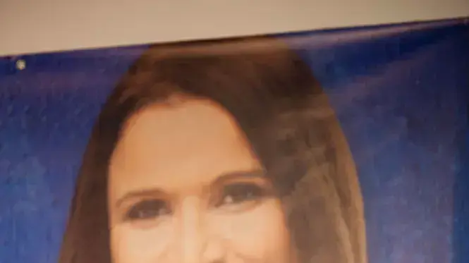 פרופ' ירון זליכה, דיקן הפקולטה לכלכלה במרכז האקדמי קרית אונו ולשעבר החשב הכללי באוצר, במסיבת עיתונאים של מפלגת העבודה, ינואר 2013 פרופ' ירון זליכה, דיקן הפקולטה לכלכלה במרכז האקדמי קרית אונו ולשעבר החשב הכללי באוצר, במסיבת עיתונאים של מפלגת העבודה, ינואר 2013