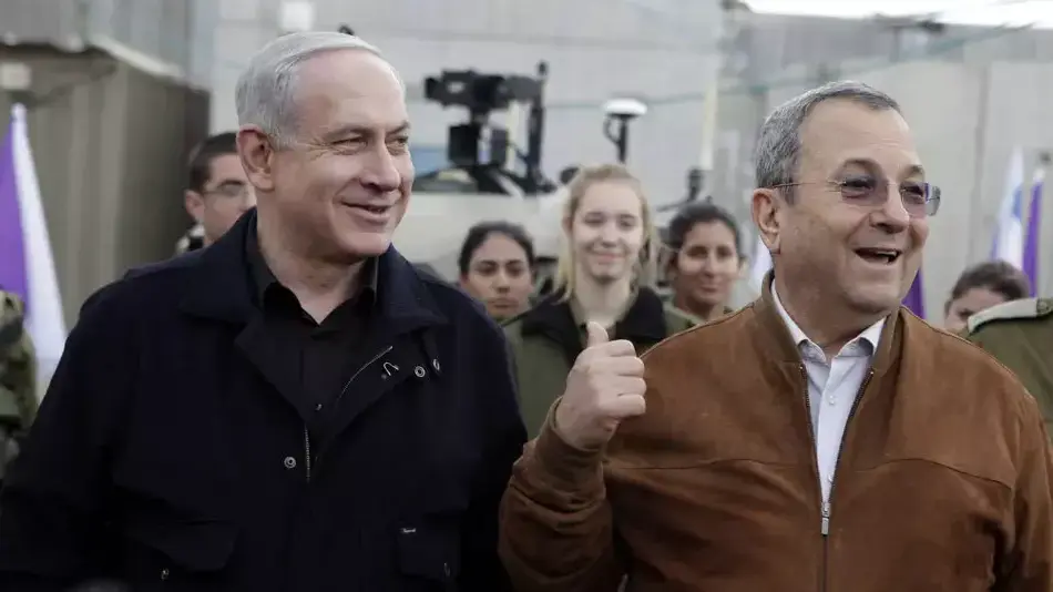 רוה"מ בנימין נתניהו ושר הביטחון אהוד ברק בביקור רוה"מ בעוטף עזה, ינואר 2013 רוה"מ בנימין נתניהו ושר הביטחון אהוד ברק בביקור רוה"מ בעוטף עזה, ינואר 2013