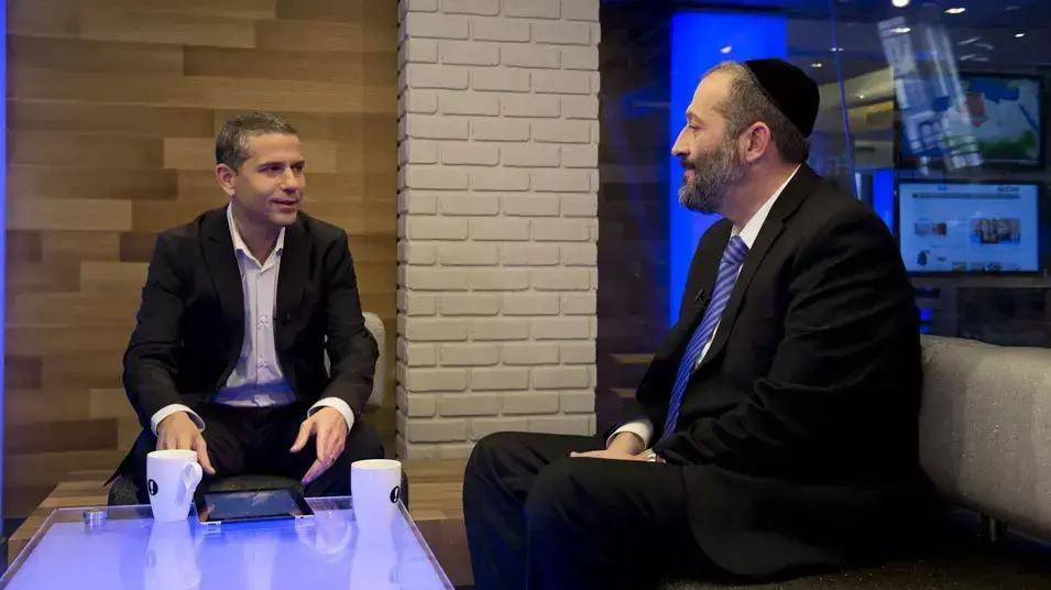 ינון מגל בראיון עם אריה דרעי, ינואר 2013 ינון מגל בראיון עם אריה דרעי, ינואר 2013