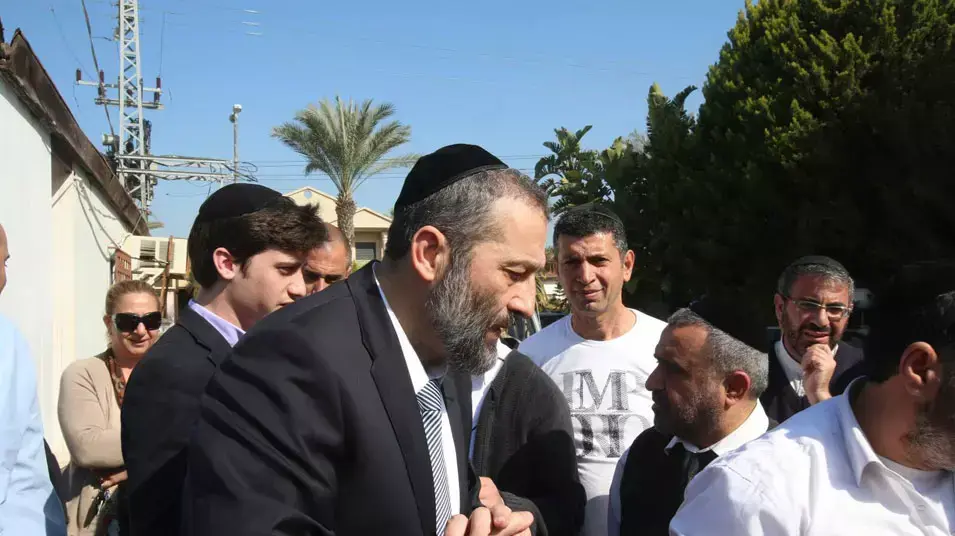 אריב דרעי ורבני אור יהודה אומרים פרקי תהילים, ינואר 2013 אריב דרעי ורבני אור יהודה אומרים פרקי תהילים, ינואר 2013