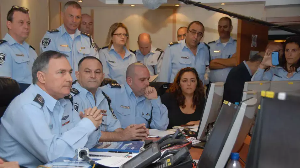 המפכ"ל יוחנן דנינו וצמרת המשטרה מקיימים הערכת מצב ביום הבחירות המפכ"ל יוחנן דנינו וצמרת המשטרה מקיימים הערכת מצב ביום הבחירות