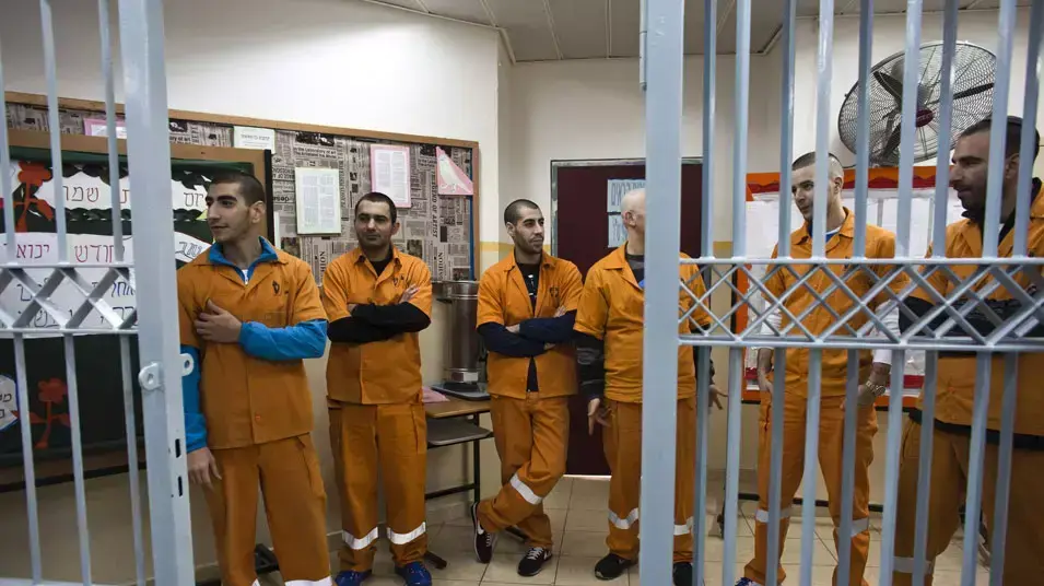 אאסירים מצביעים ביום הבחירות, ינואר 2013 אאסירים מצביעים ביום הבחירות, ינואר 2013