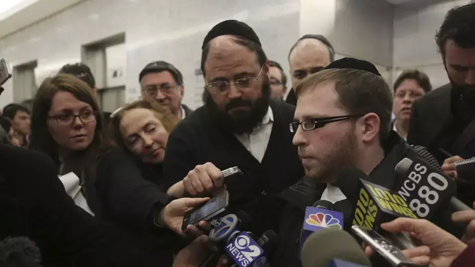 נחמיה ווברמן, חרדי שהורשע בהתעללות מינית. בית המשפט בברוקלין, 2012 נחמיה ווברמן, חרדי שהורשע בהתעללות מינית. בית המשפט בברוקלין, 2012