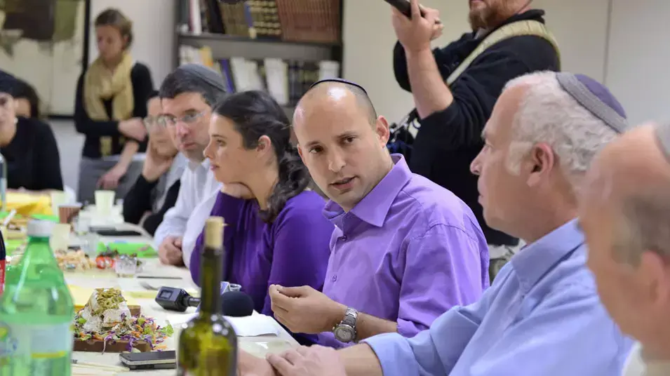 ישיבת הסיעה הראשונה של הבית היהודי לאחר הבחירות, ינואר 2013 ישיבת הסיעה הראשונה של הבית היהודי לאחר הבחירות, ינואר 2013