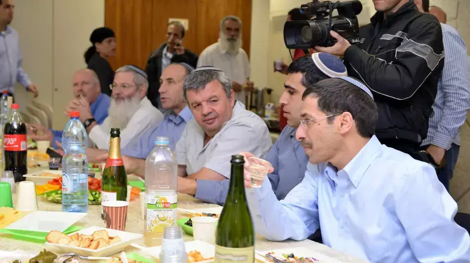 ישיבת סיעת הבית היהודי, לראשונה לאחר תוצאות הבחירות, ינואר 2013 ישיבת סיעת הבית היהודי, לראשונה לאחר תוצאות הבחירות, ינואר 2013