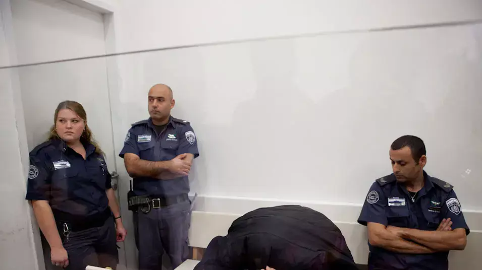 כתב אישום לאופנובנק 2 גבי קורסונסקי, בית המשפט לוד, ינואר 2013 כתב אישום לאופנובנק 2 גבי קורסונסקי, בית המשפט לוד, ינואר 2013